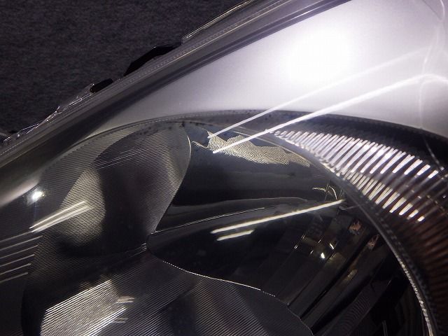 フィットヘッドライト左右ハロゲンＧＥ6/7前期Ｐ68658 フィットヘッドライト左右ハロゲンGE6/7前期P68658 2024