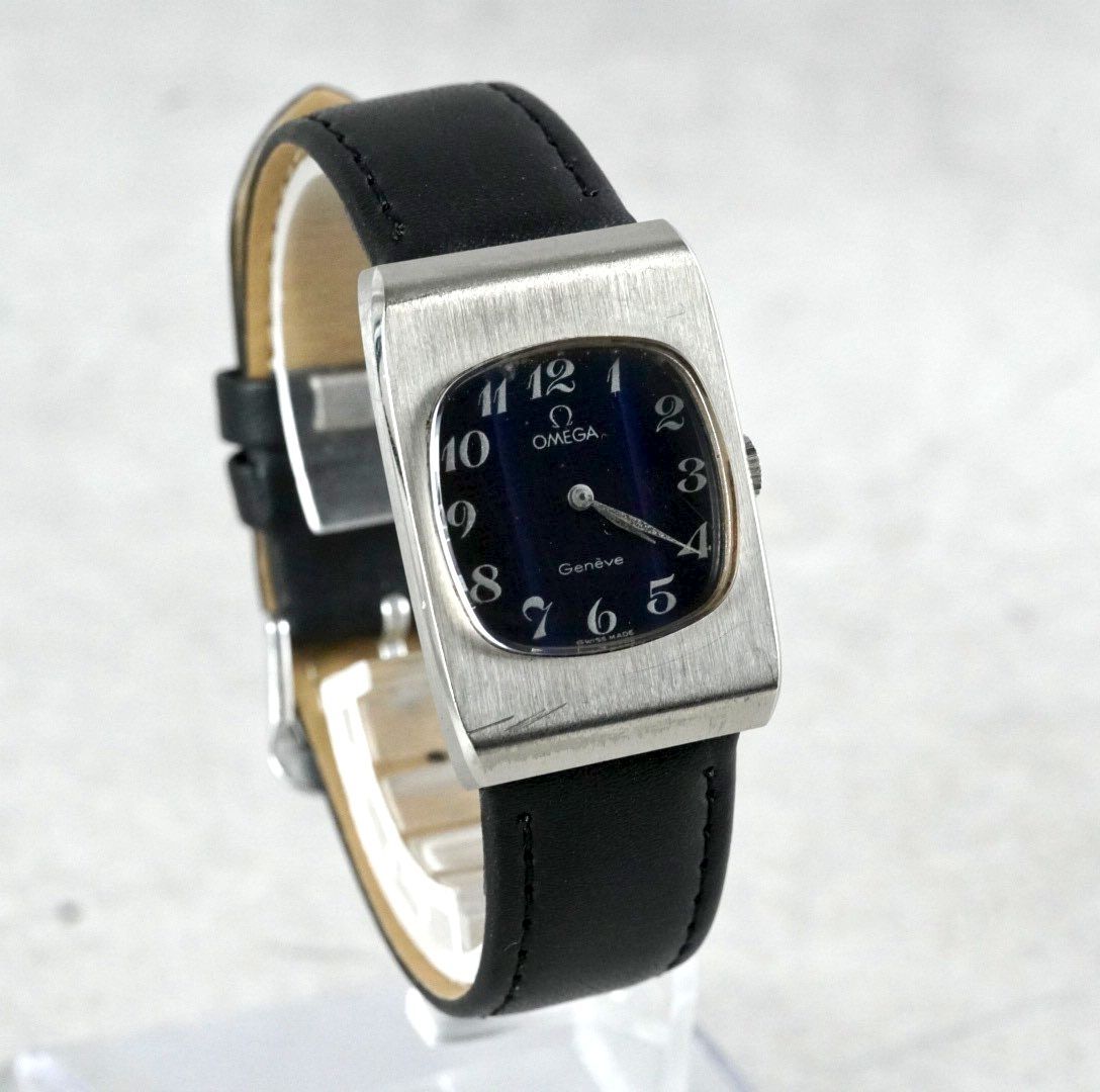 OMEGA オメガ Genéve ジュネーブ 腕時計 レディース 手巻き ネイビー ブルー 青文字盤 アラビア数字 スクエア レクタングル antique レトロ 稼働品 70 s スイス製 SWISS MADE 2針