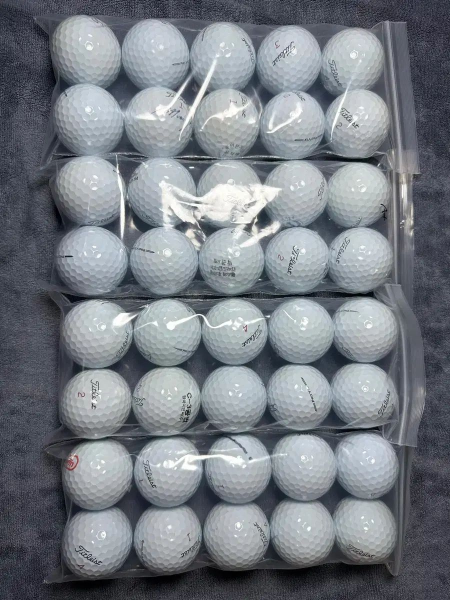 配送無料 A タイトリスト prov 1 x 4ピース