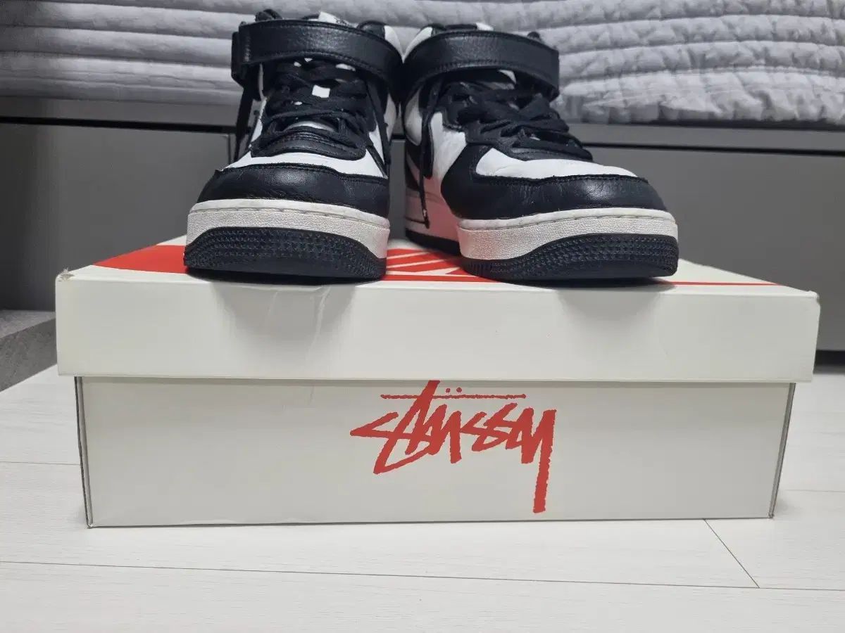 エアフォース1 ミッド