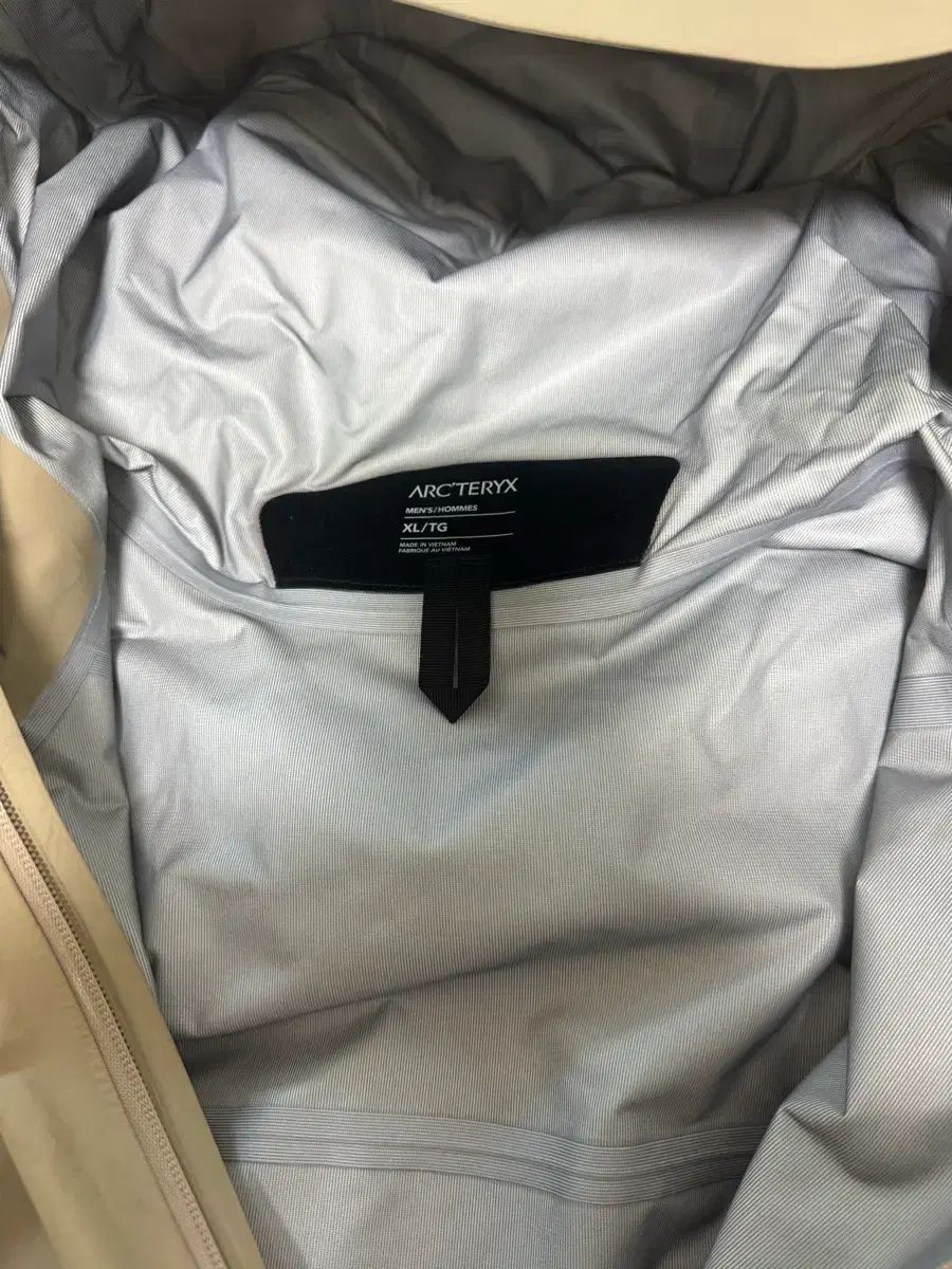 ARC TERYX アークテリクス ベータ LT ジャケット スモーク ブラーフ XL