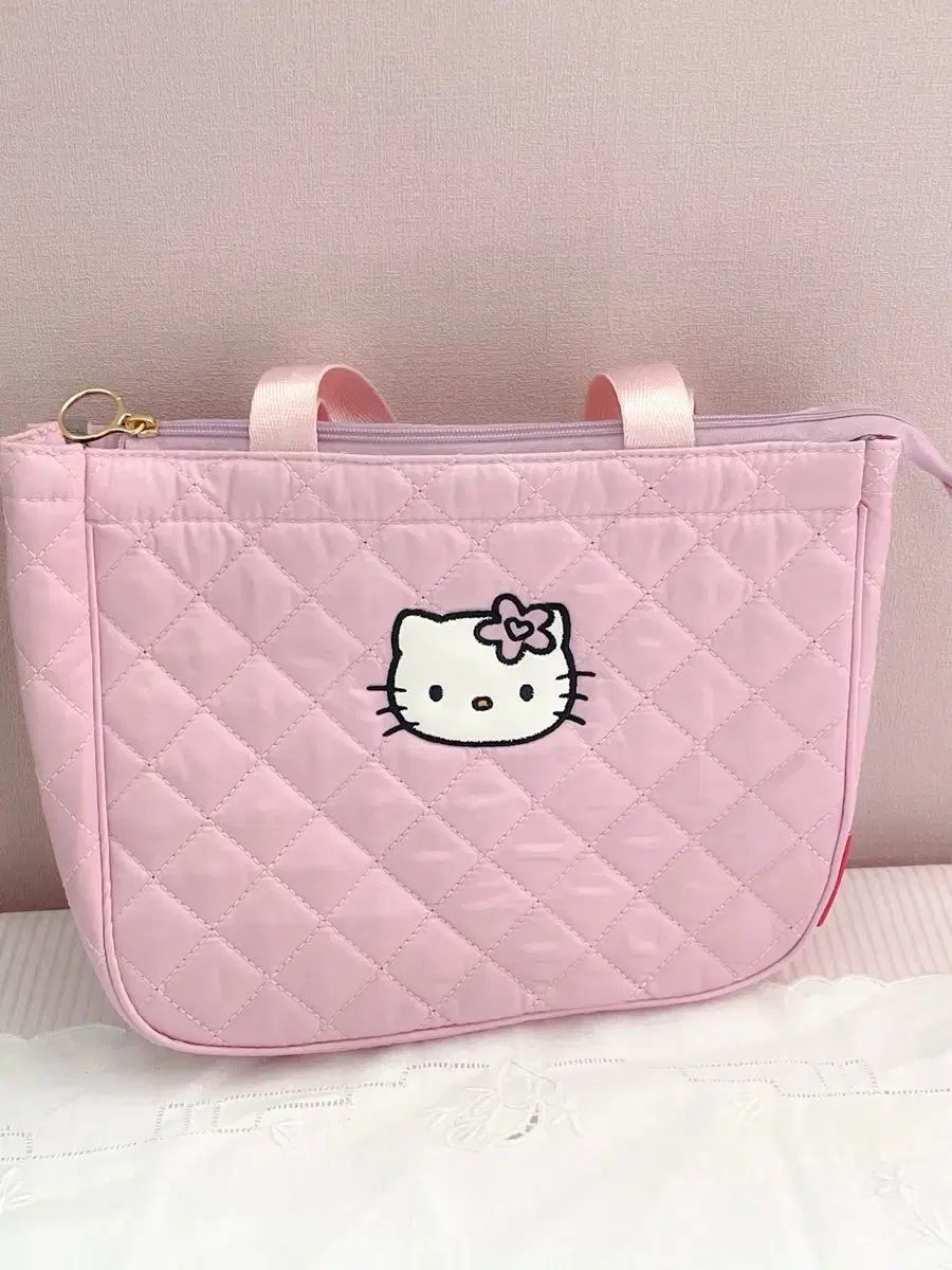 サンリオ ハローキティ 保冷 弁当 バッグ キルティング シリーズ