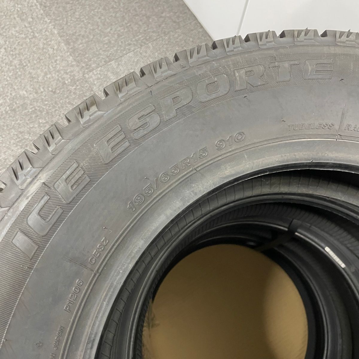  195 65 R 15 91 Q スタッドレスタイヤ 2021 製造 アイスエスポルテ オートバックス 国産タイヤ タイヤ4本セット 15インチ タイヤ ホイールセット