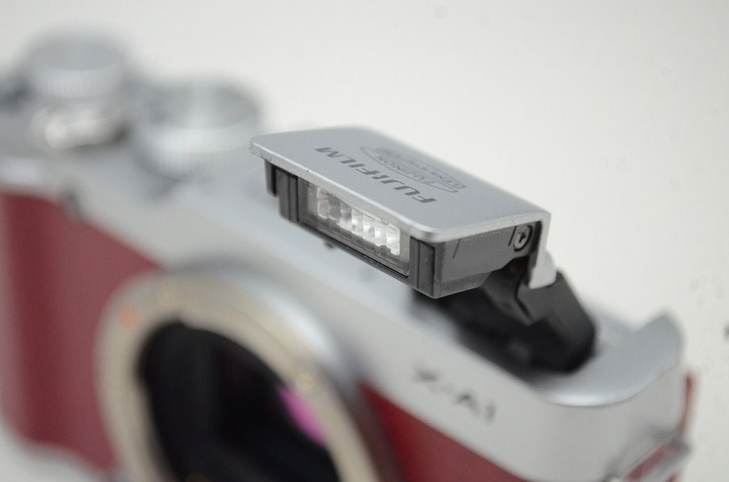 良品 FUJIFILM フジフィルム X-A1 + XC 16-50mm F3.5-5.6 OIS ズーム