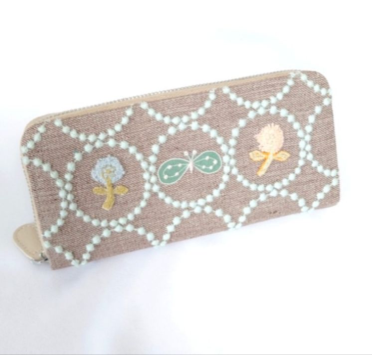 受注製作 刺繍3つ ブラウン タンバリン 本革ギャルソン長財布 ミナペルホネン