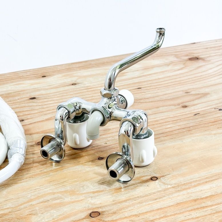  LIXIL ２ハンドルシャワーバス水栓 型番 BF-651-RU アウトレット品 置物 ぬいぐるみ 人形 置物