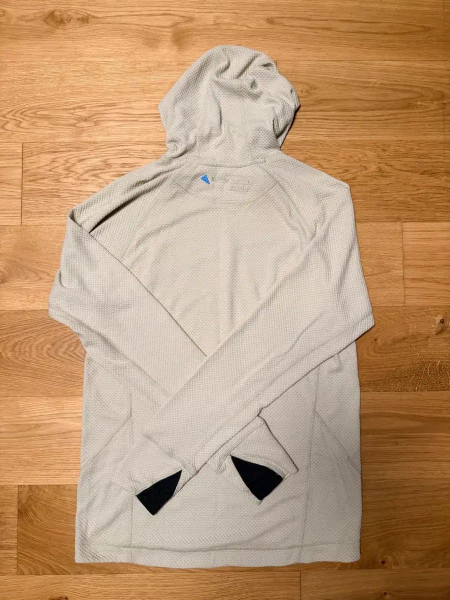 クレッタルムーセン 虎杖 悠仁 フーディー マン M