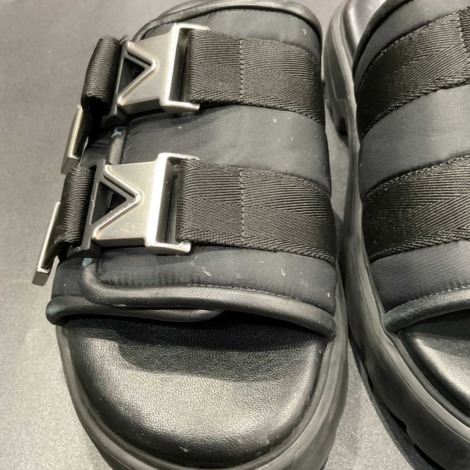 BOTTEGA VENETA フラッシュ サンダル ブラック 44