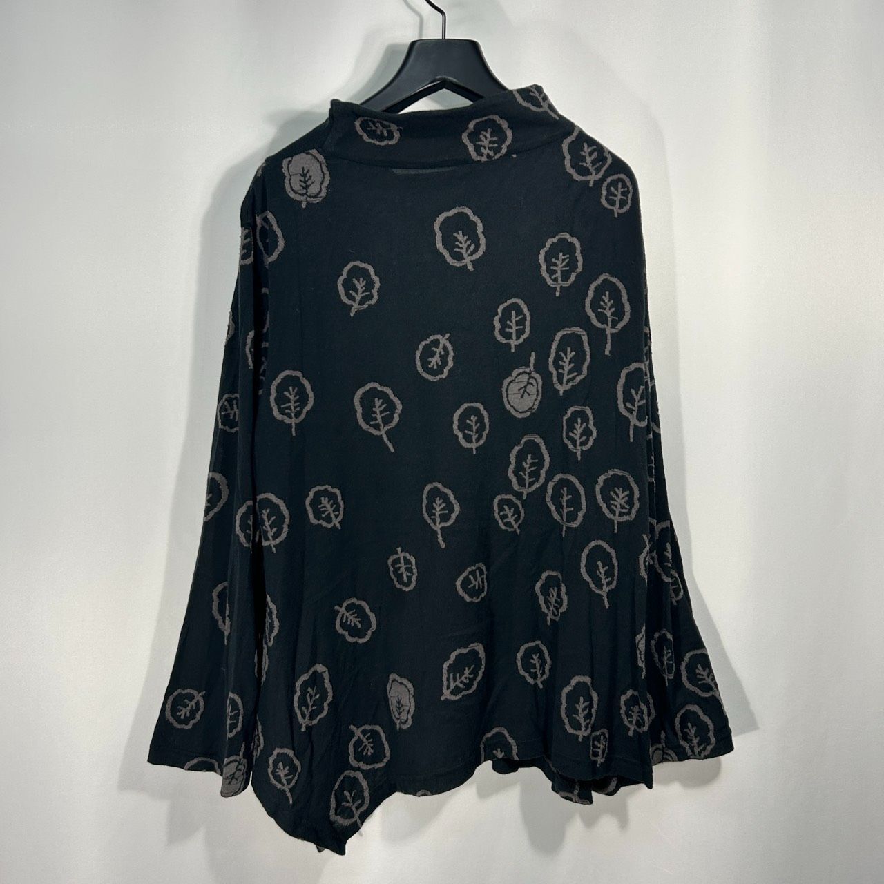 慈雨【40】ブラック系 カットソー 長袖 トップス ドレープネック