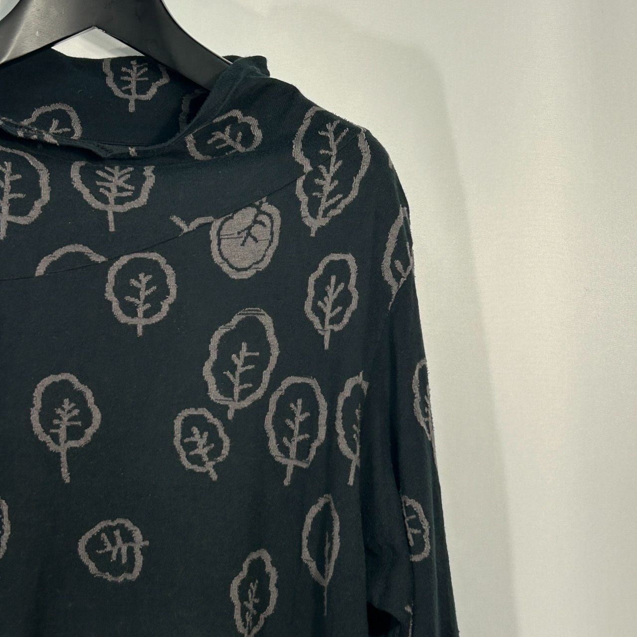 慈雨【40】ブラック系 カットソー 長袖 トップス ドレープネック