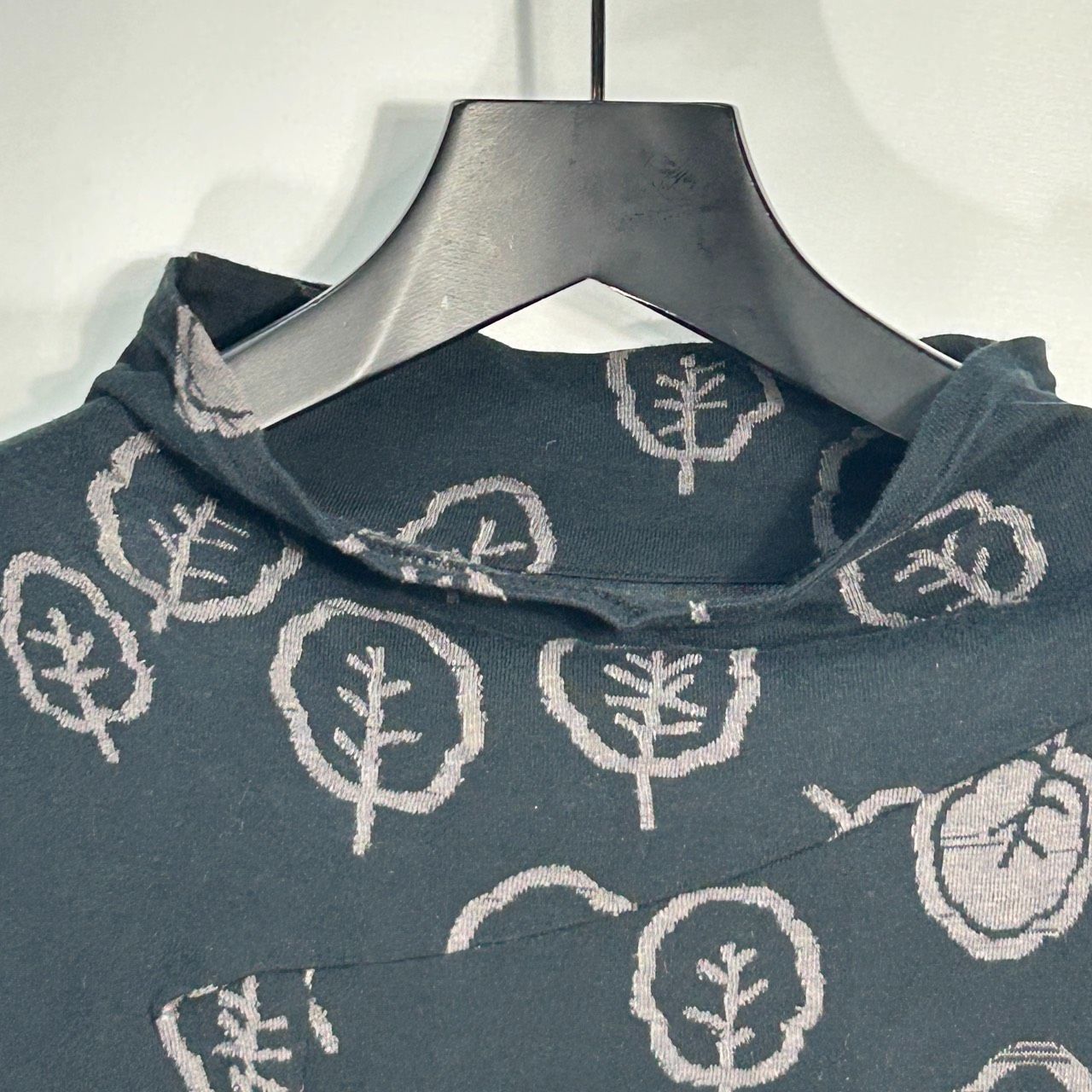 慈雨【40】ブラック系 カットソー 長袖 トップス ドレープネック