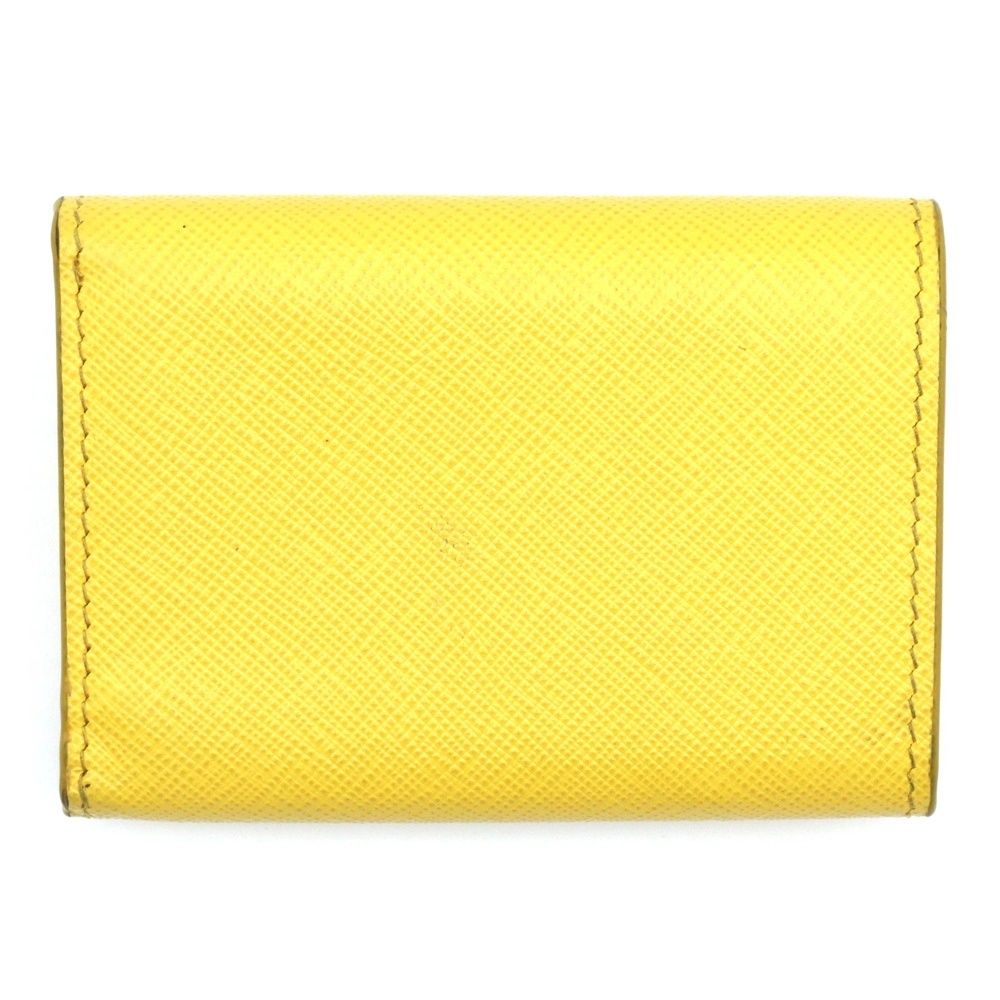 PRADA プラダ トライアングルロゴプレート サフィアーノレザー コンパクトウォレット 三つ折り財布 ゴールド金具 イエロー 1 MH 021