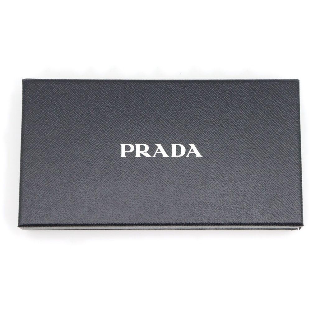 PRADA (プラダ) トライアングルロゴ ラウンドジップレザー長財布