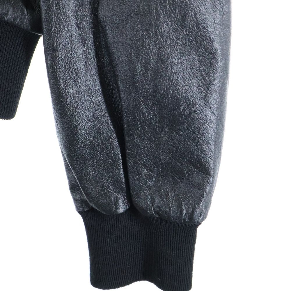 ストラップ付きブルゾン