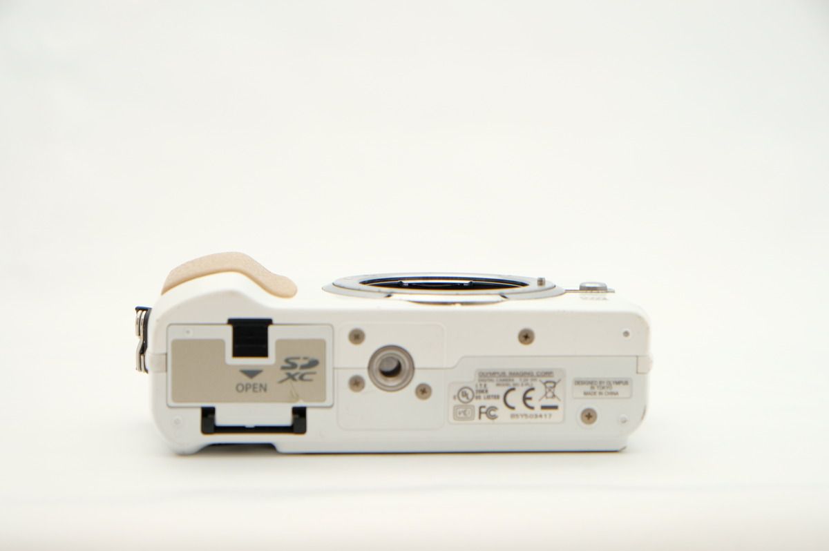 OLYMPUS PEN Lite E-PL2 ボディ ホワイト #964