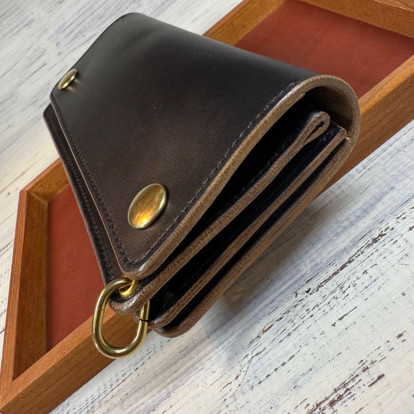 トラッカーウォレット ロング 3層】ホースバット ゴールド universal