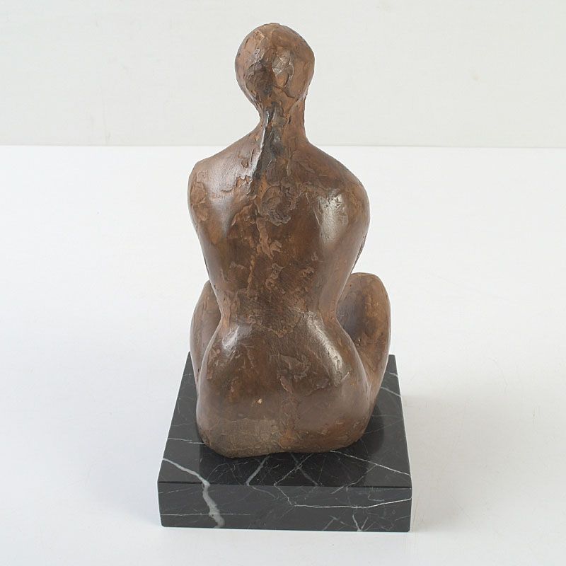 彫刻家 秋山沙走武作 乾漆 座女 裸婦像 大理石台付 置物 共箱 C S390