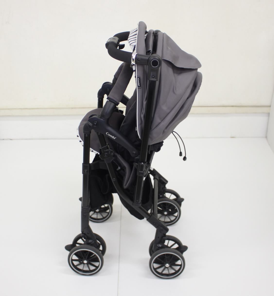 美品スゴカル 4キャス compact エッグショック HH チャコールグレー LG