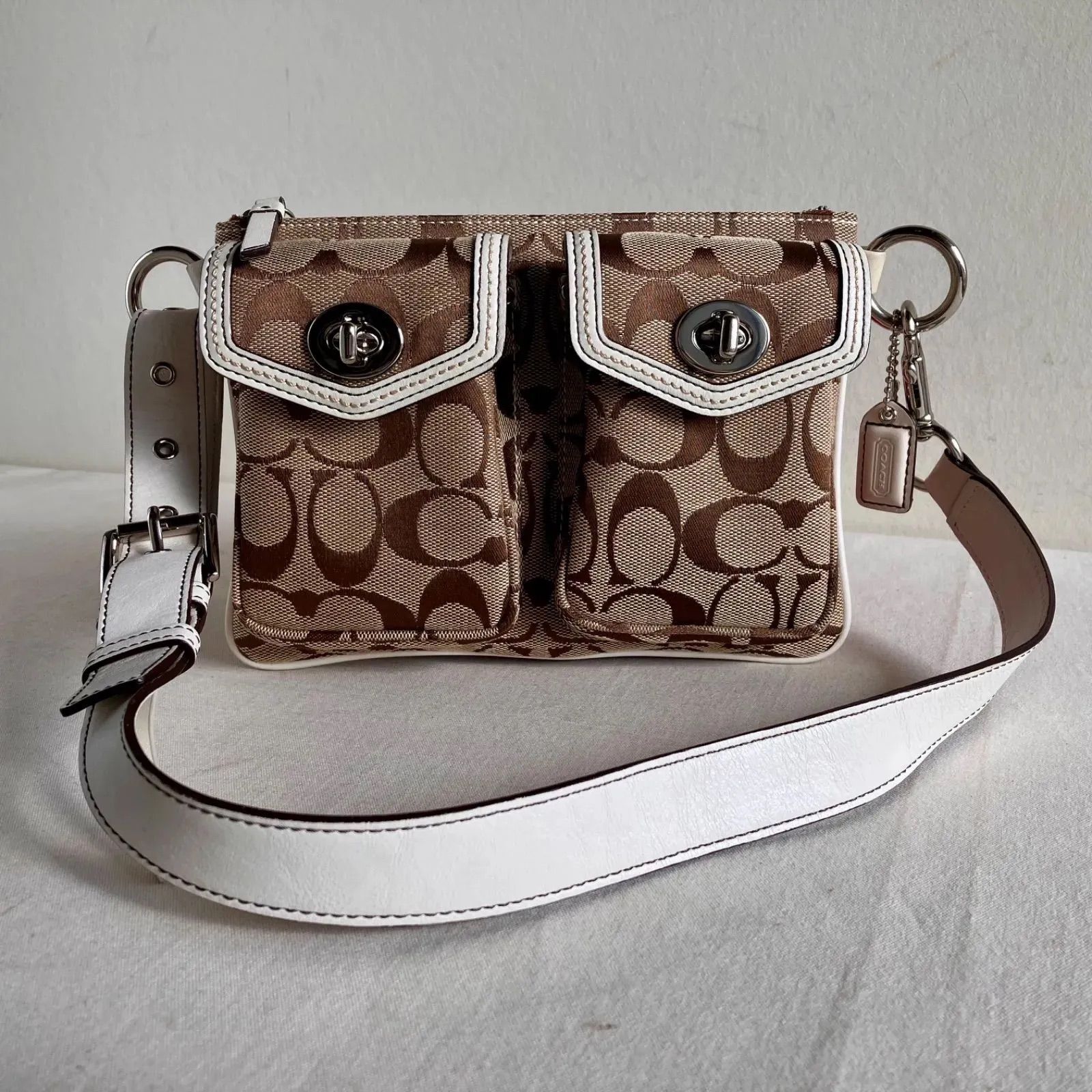 Coach Vintage y2k Double Turnlock Waist Pouch Belt Bag - メルカリ