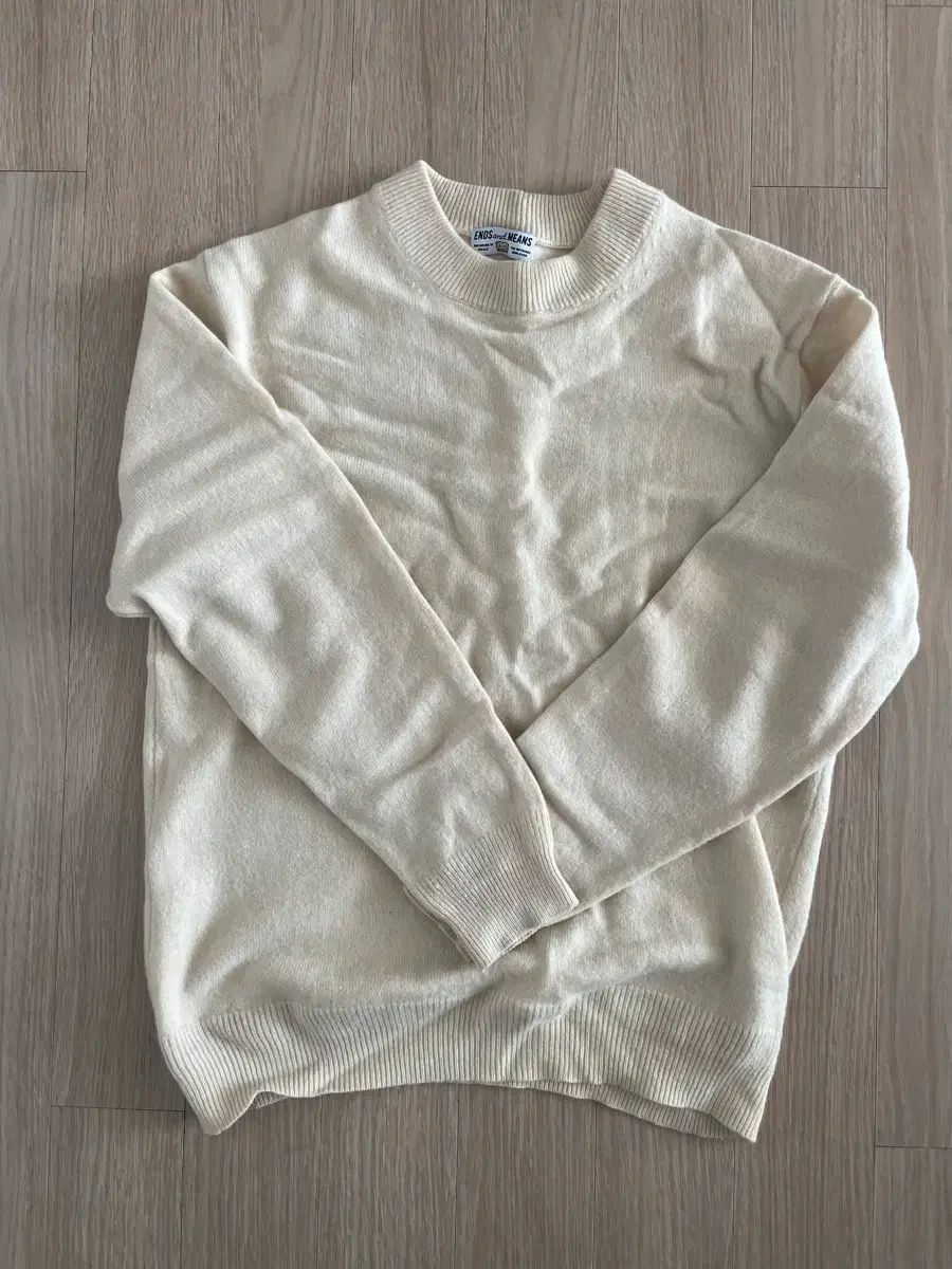 Ends and means ニット