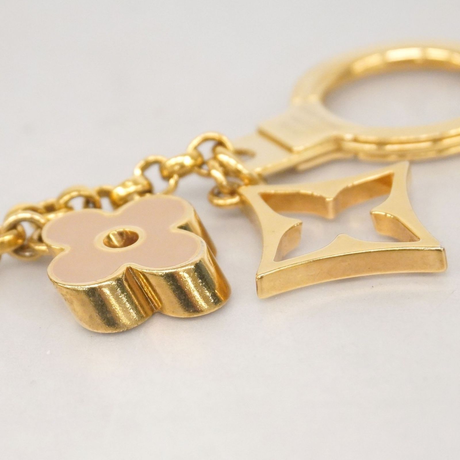 ルイ・ヴィトン(Louis Vuitton) ルイ・ヴィトン キーホルダー フルール