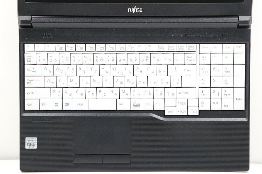 富士通 A 5510|DX Core i 5 10210 U 1.6 GHz|8 GB|256 GB SSD |Multi|15.6 W|FWXGA 1366 x 768 |Win 11