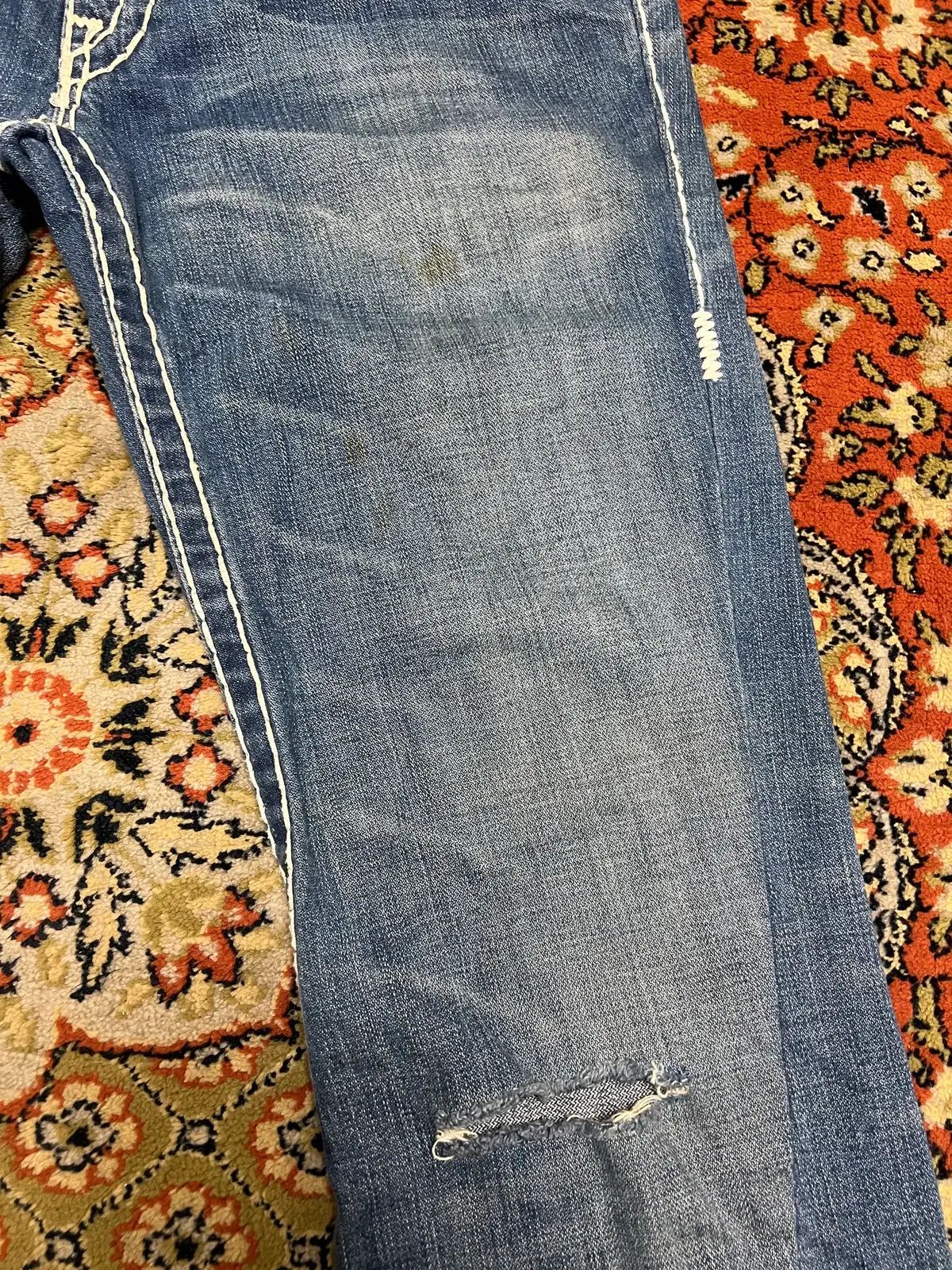 32 トゥルーレリジョン Joey Super T ブーツカット フ デニムパンツ