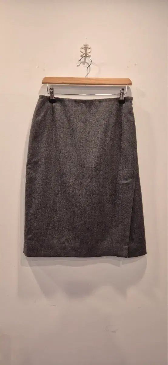 イタリア製 ビアンカ M ラナバージンウール スカート