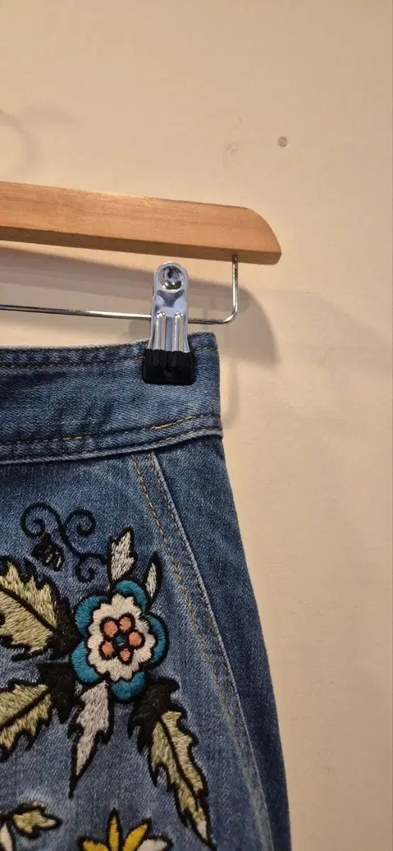 ザディックアンドボルテス デニムスカート