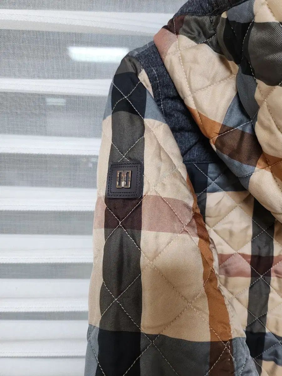 フーデッド アウター