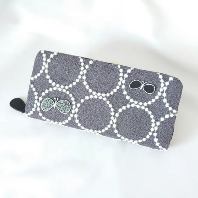 グレーネイビー×ホワイト