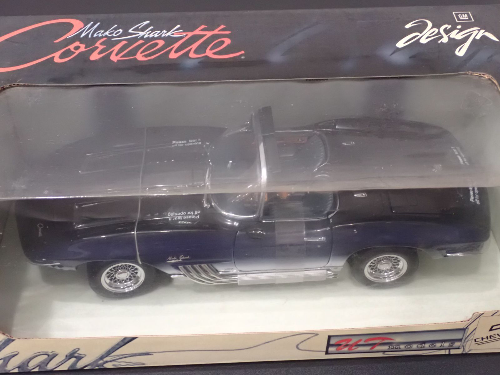 UTモデル製 1/18 コルベットマコシャーク - メルカリ