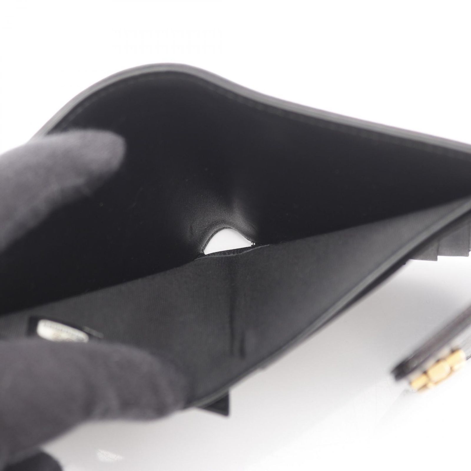 キャビアスキン グレインドカーフ