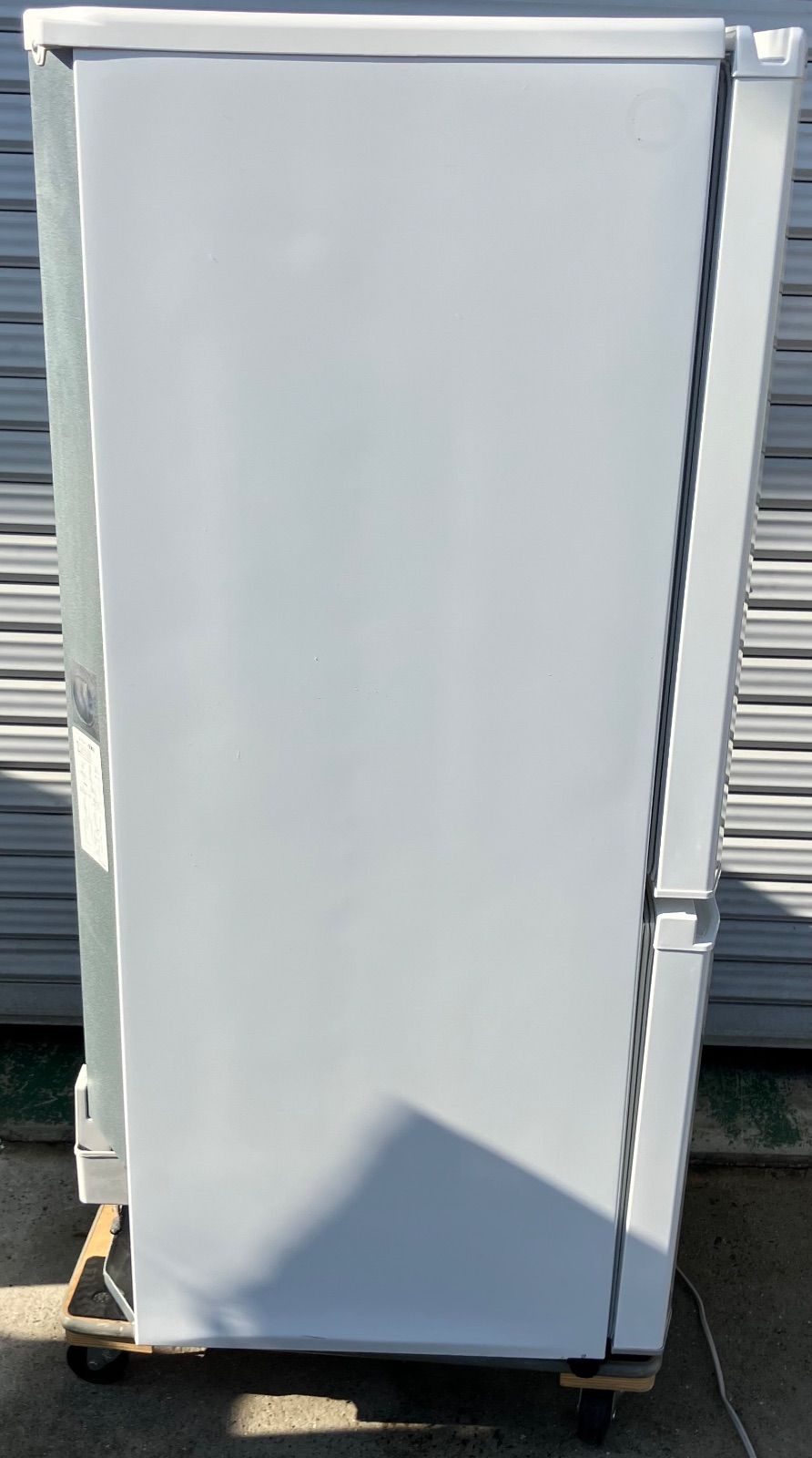 11h37. MITSUBISHI 冷蔵庫 MR-P15EZ-KW 2016年製 - メルカリ