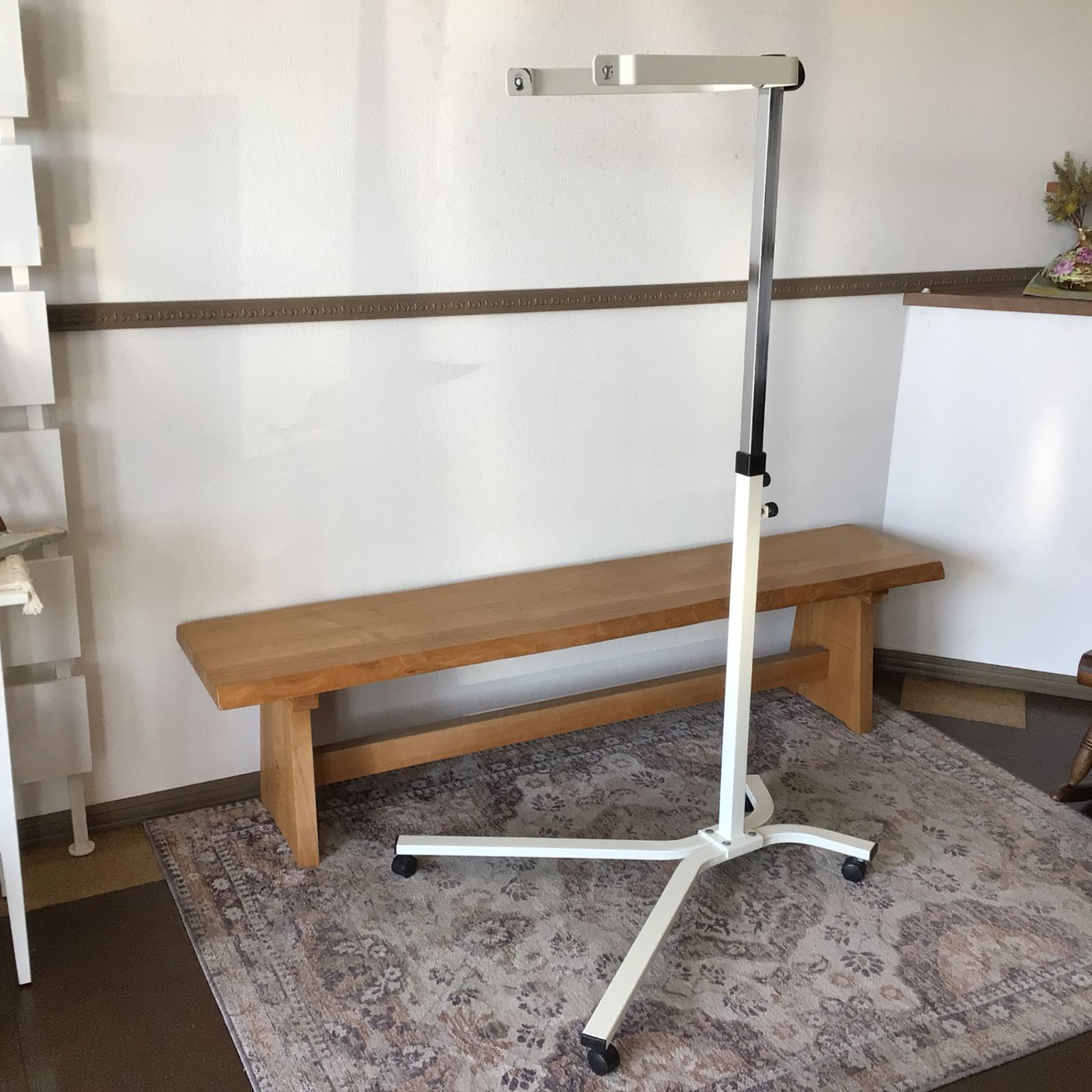 11393 BIOPTRON2 バイオプトロン2 専用スタンド 美顔器 光エステ 可視