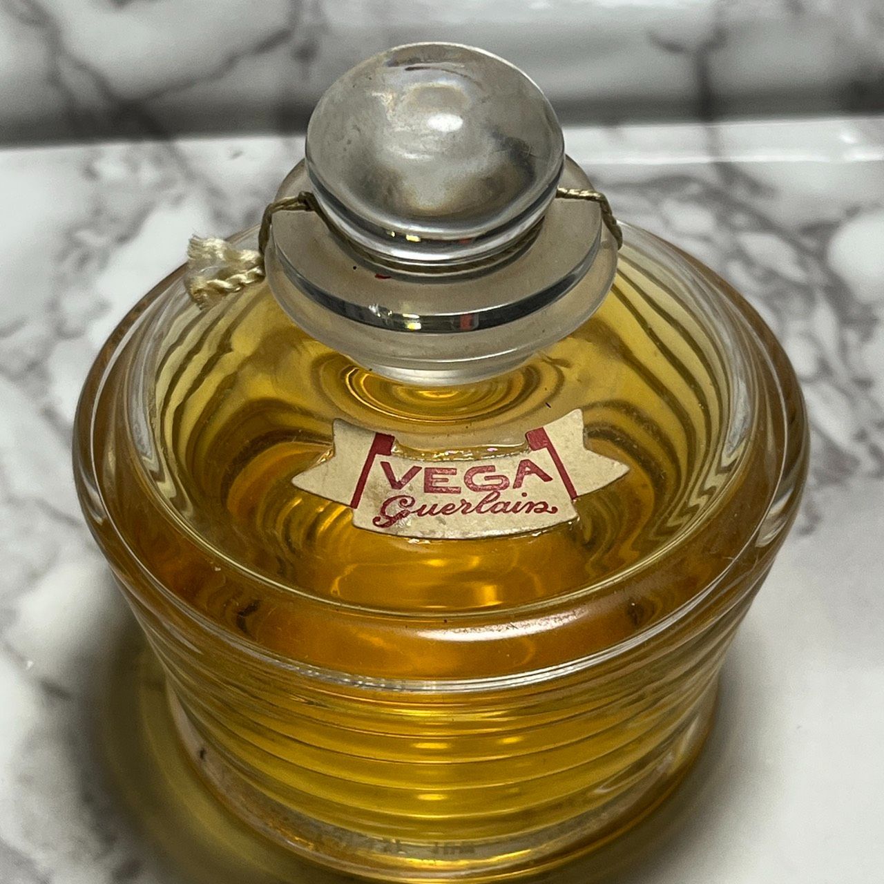 ゲラン VEGA ヴェガ パルファム 60 ml 廃盤 ボトル 香水