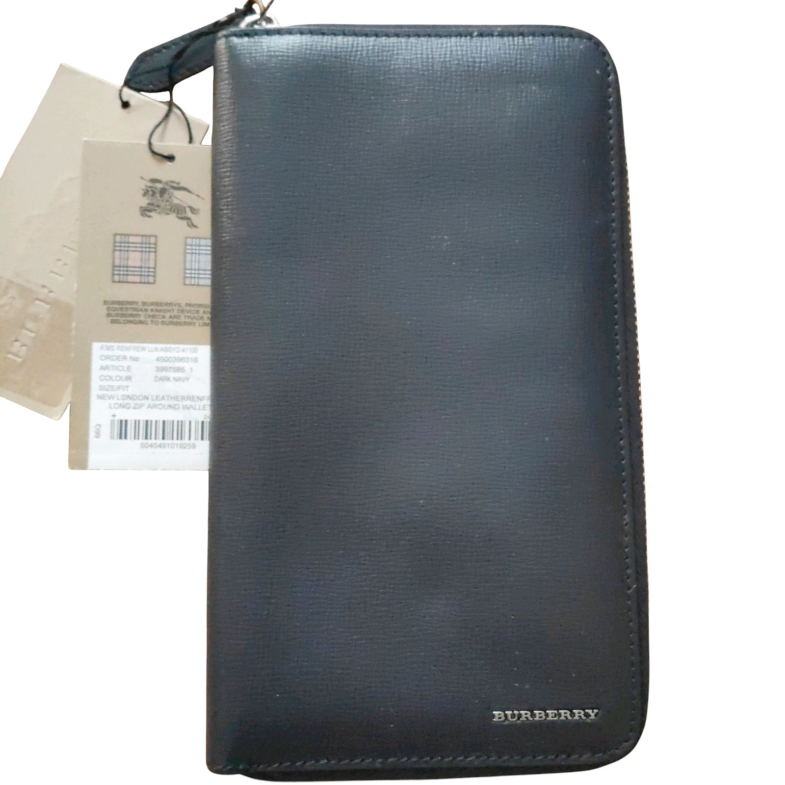 美品】バーバリー 長財布 ラウンドファスナー レザー 黒 ブラック