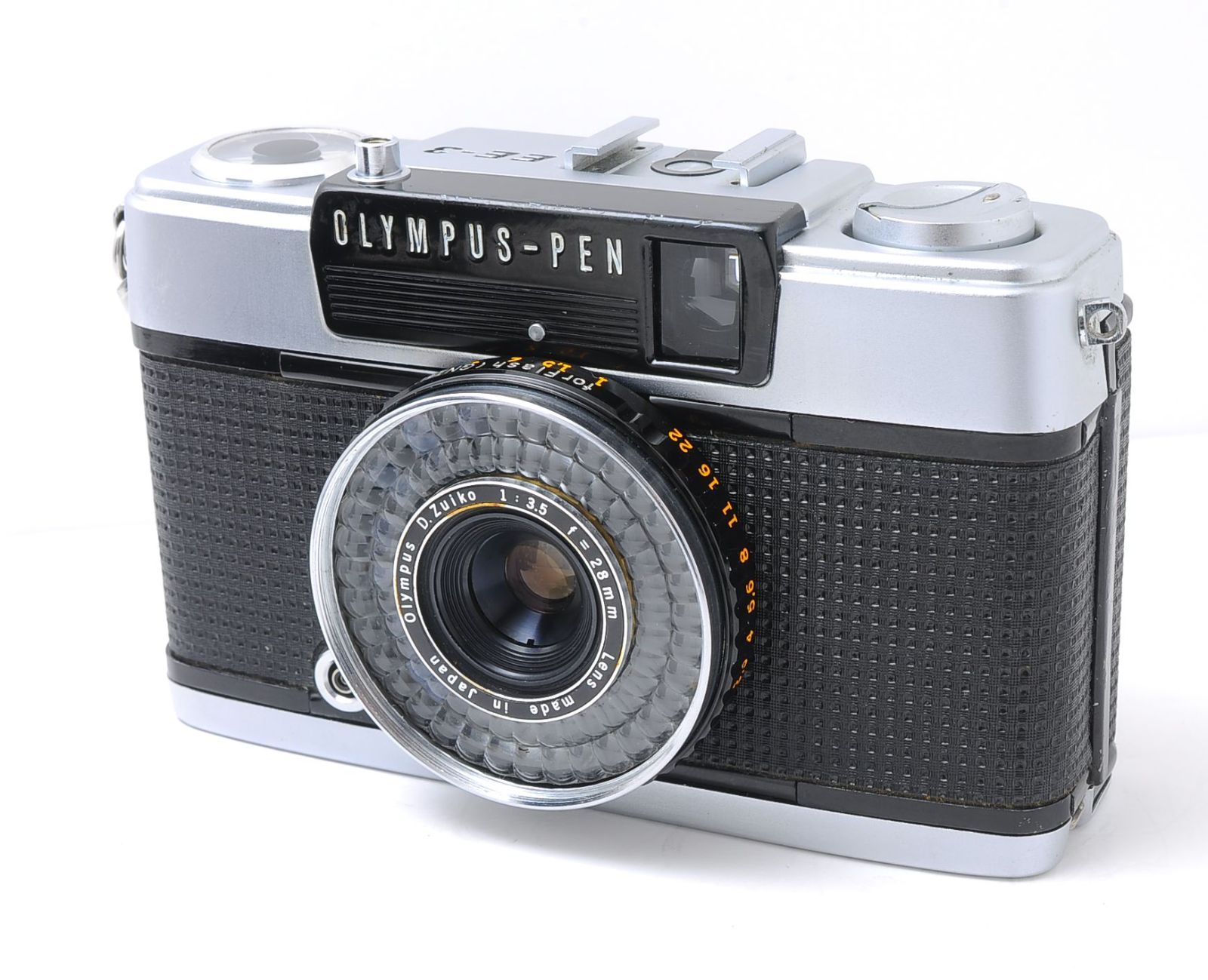 上写り OLYMPUS PEN EE 3 名機 フィルムカメラ レンズ薄カビありも実写影響なし シャッター良好 コンパクトで ハーフサイズ名機