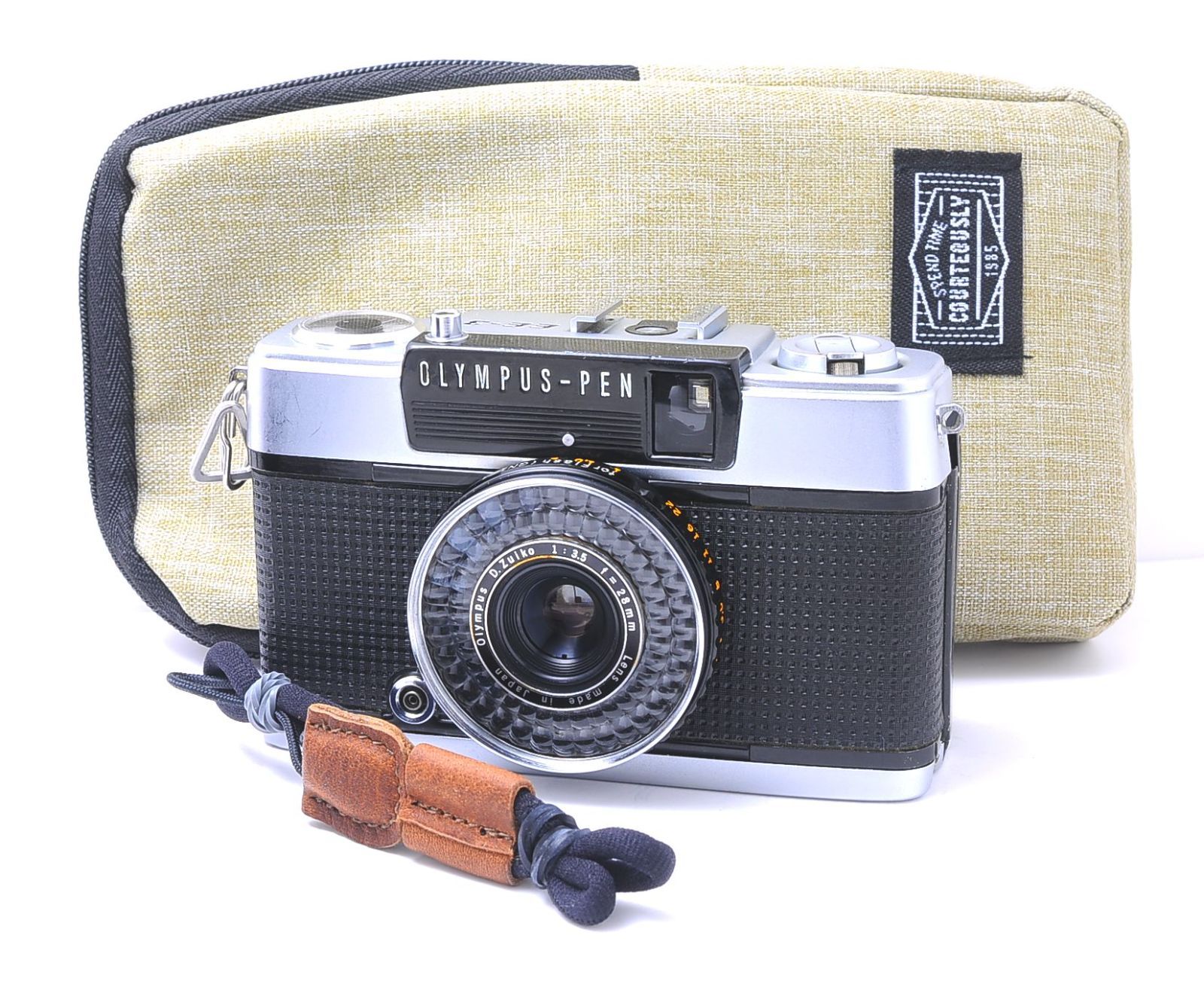 上写り OLYMPUS PEN EE-3 名機 フィルムカメラ レンズ薄カビありも実写影響なし シャッター良好 コンパクトで ハーフサイズ名機