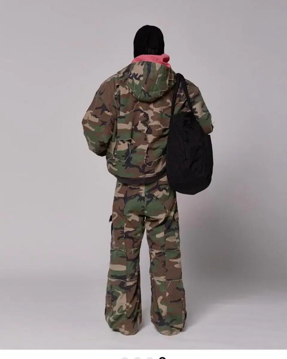 ブルゾン カモフラージュ