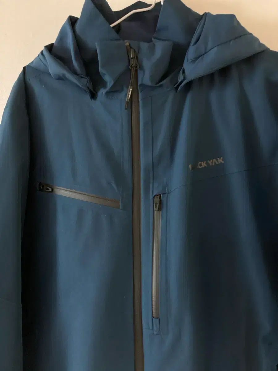 BLACK YAK ブラックヤク ウィンドブレーカー ゴアテックス ジャケット ネイビー