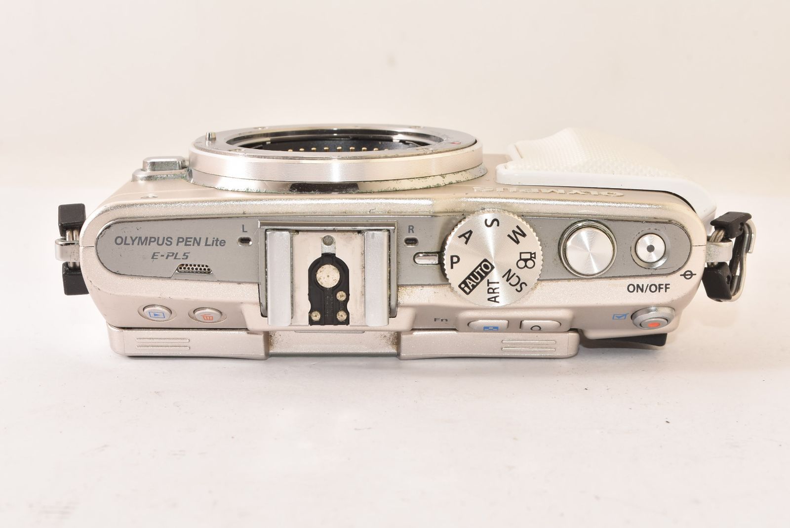 ボディ シルバー