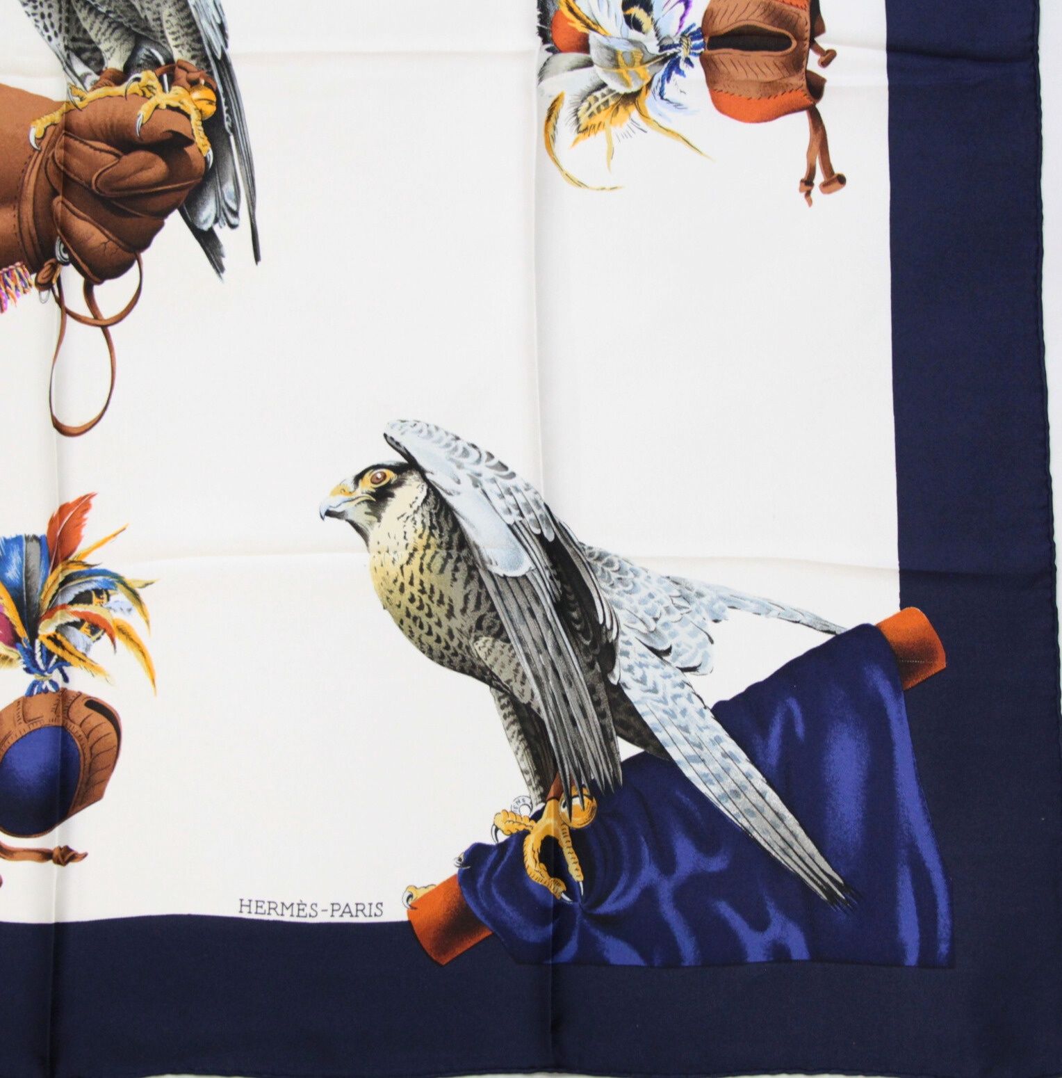 エルメス HERMES カレ90 大判スカーフ chasse a vol 鷹狩り シルク100