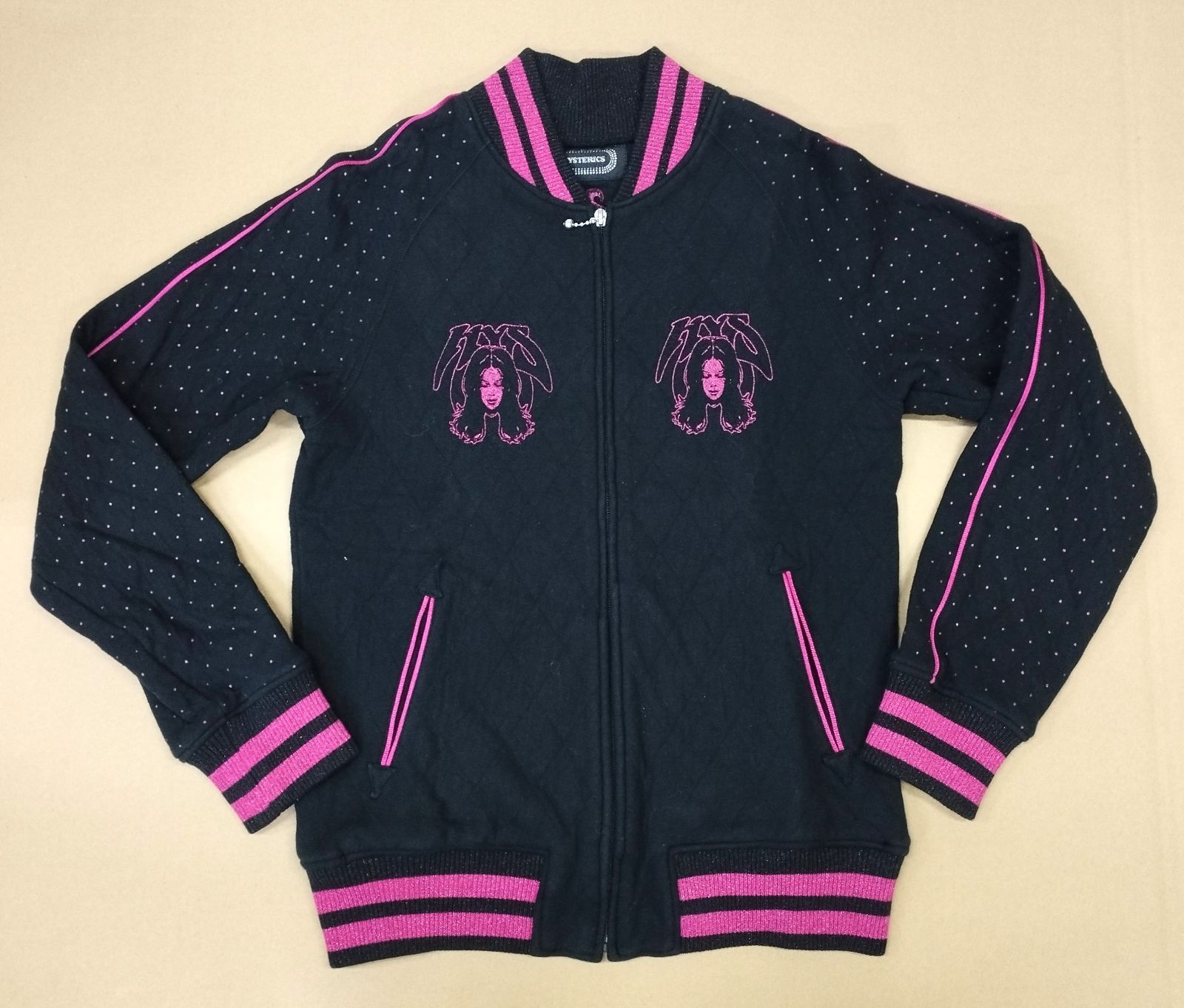 D 15516 HYSTERICS ジャケット 刺繍キルティングブルゾン ブラック ピンク HYSTERIC GLAMOUR