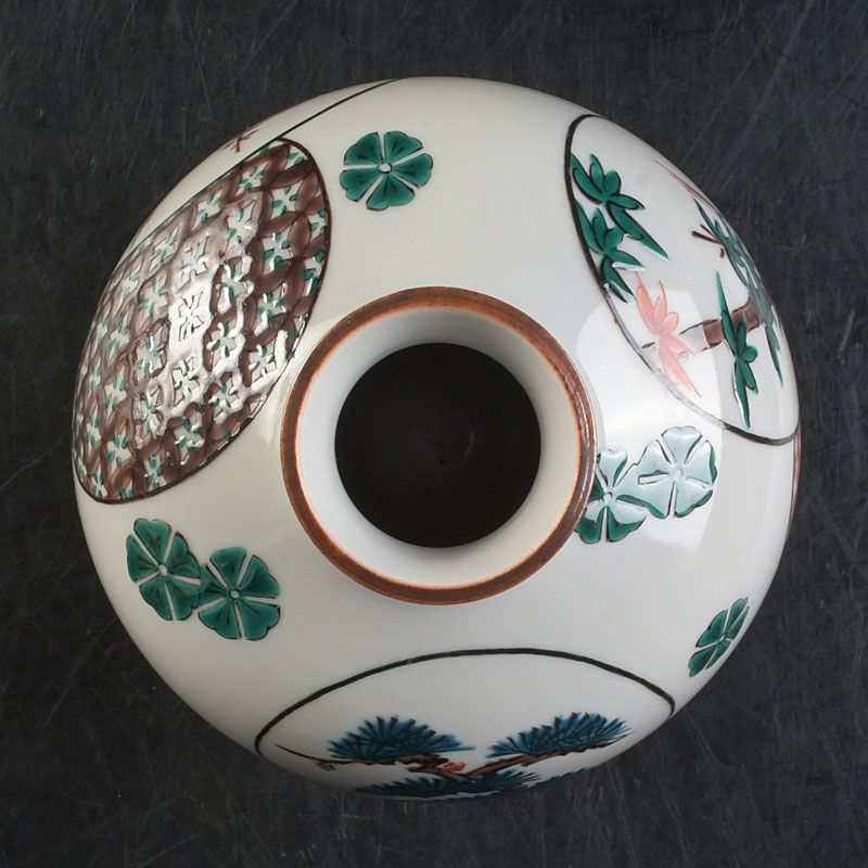 九谷焼 三ツ井為吉作 色絵 松竹梅文 小壷 共箱 C S406 - メルカリ