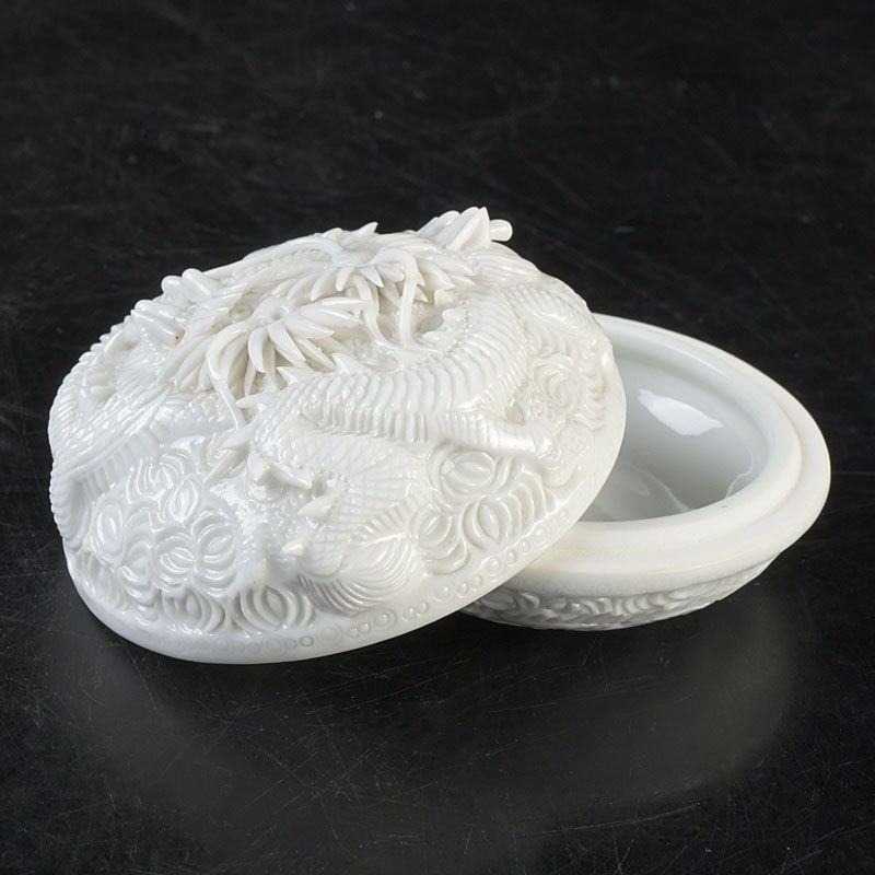 茶道具 平戸焼 十五代中里茂右衛門造 白磁 雲龍香合 共布・共箱 C S407