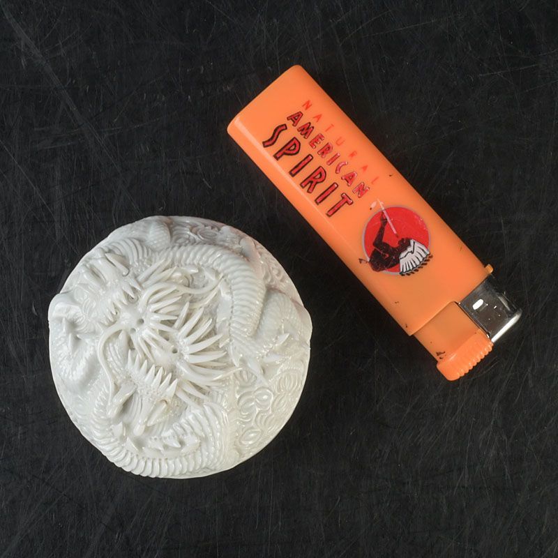 値下げしました！香合　平戸焼　十五代中里右衛門 茶道具 平戸焼 十五代中里茂右衛門造 白磁 雲龍香合 共布・共箱 C S407