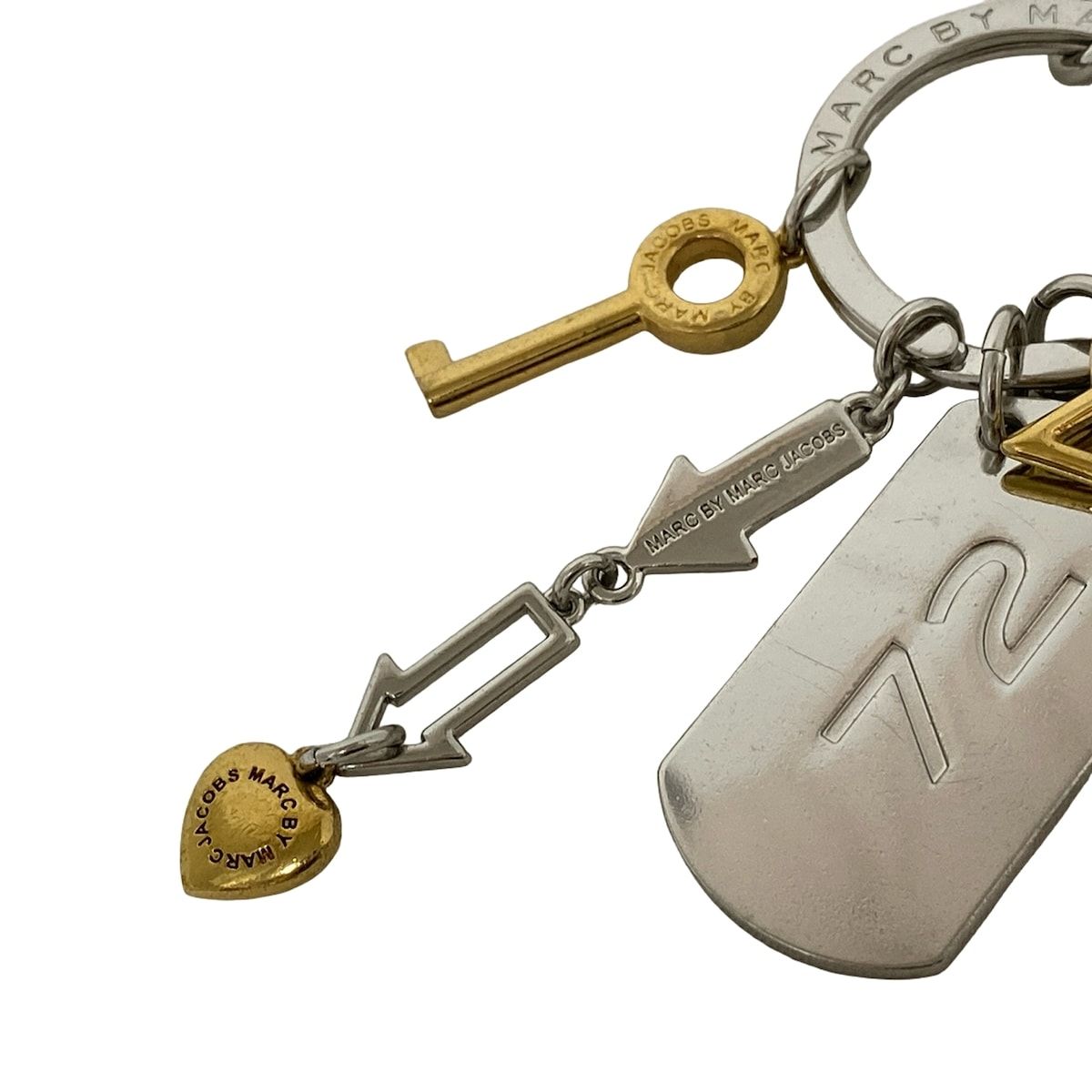 美品 マークジェイコブス キーホルダー チャーム カモ marc jacobs MARC BY MARC JACOBS(マークバイマークジェイコブス) キーホルダー