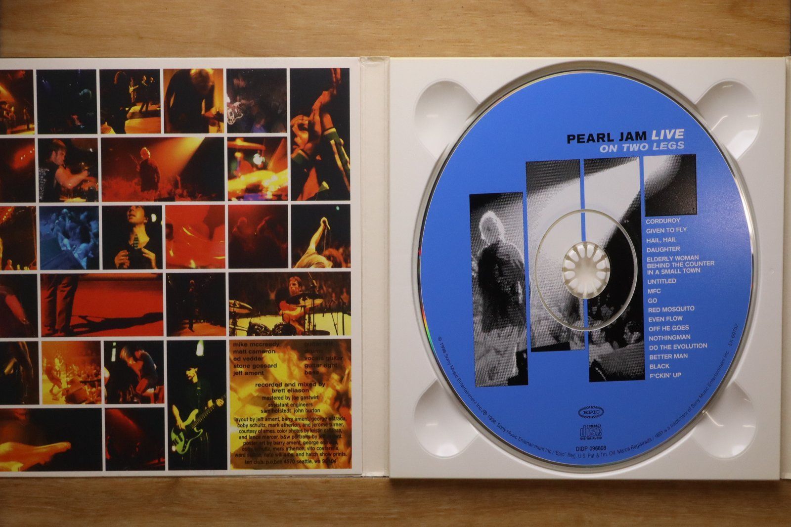 中古CD☆パール・ジャム/Pearl Jam□ Live On Two Legs 【EK69752/++++