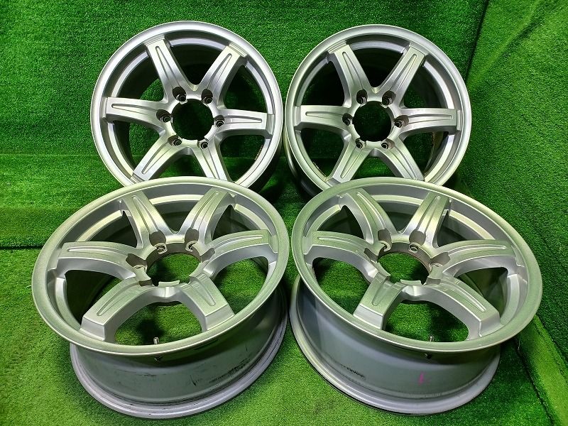 グランヴァード ﾗﾝﾄﾞｸﾙｰｻﾞｰﾌﾟﾗﾄﾞ ﾊｲﾗｯｸｽ ホイール アルミ シルバー 17インチ 7 5 J 6穴 4本 139 25